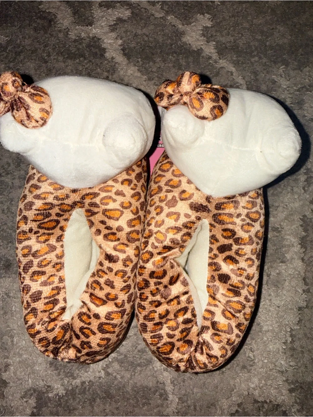 Hello Kitty Leopard Plush Slippers Kids Size 2-3 NWT